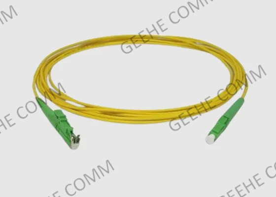 9/125 cordón de remiendo unimodal de la fibra óptica OS2 E2000 APC a LC APC