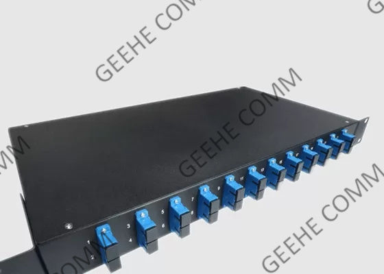 El panel de remiendo portuario de la fibra óptica del SC de la pulgada 1U 24 del soporte 19 de la pared