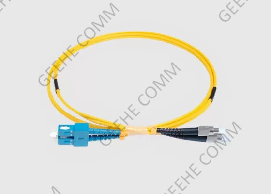 Chaqueta amarilla 62,5 125 100M con varios modos de funcionamiento FC APC al cordón de remiendo de la fibra del SC