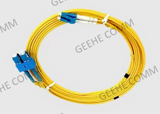 cable a dos caras unimodal del remiendo de la fibra del PVC OS2 OFNR de 3M SC-LC 9/125