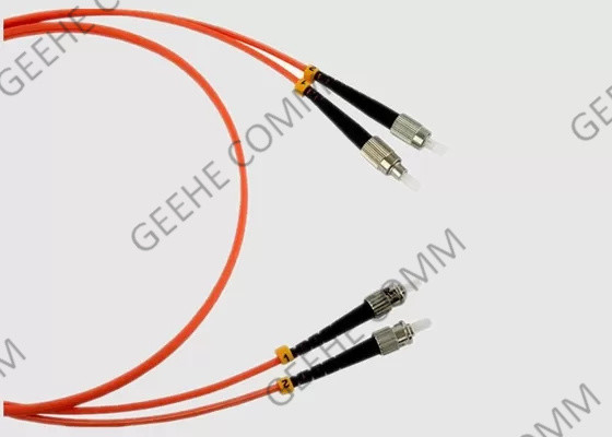 cable con varios modos de funcionamiento del remiendo de la fibra óptica de la canalización vertical ST-ST 2.0M M de los 5M OM1 OFNR