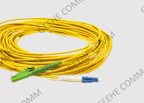 9/125 cordón de remiendo unimodal de la fibra óptica OS2 E2000 APC a LC APC