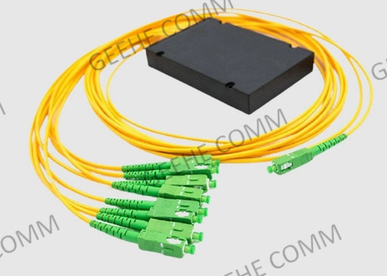 Divisor 1 del cable de fribra óptica del SC APC de la fibra de Corning de la caja del ABS de Datacentre en 8 hacia fuera