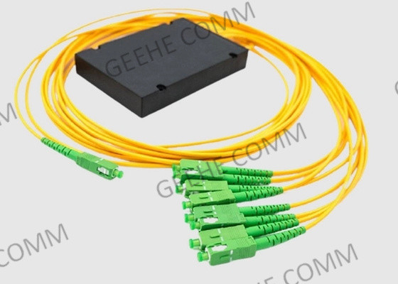 Divisor 1 del cable de fribra óptica del SC APC de la fibra de Corning de la caja del ABS de Datacentre en 8 hacia fuera
