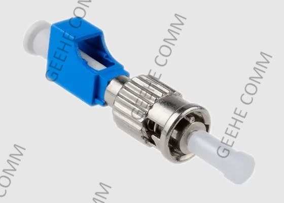Adaptador de cable óptico de fibra óptica de LC a ST de mujer a hombre