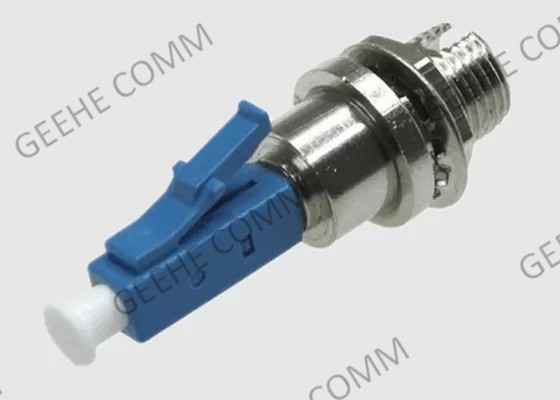 Varón de FTTH LC UPC al adaptador femenino del cable de fribra óptica de FC