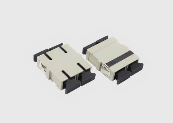 Acoplador a dos caras del SC del SC de la fibra óptica beige multi del modo con el reborde